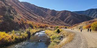 Trek the High Line Canal - Waterton Canyon